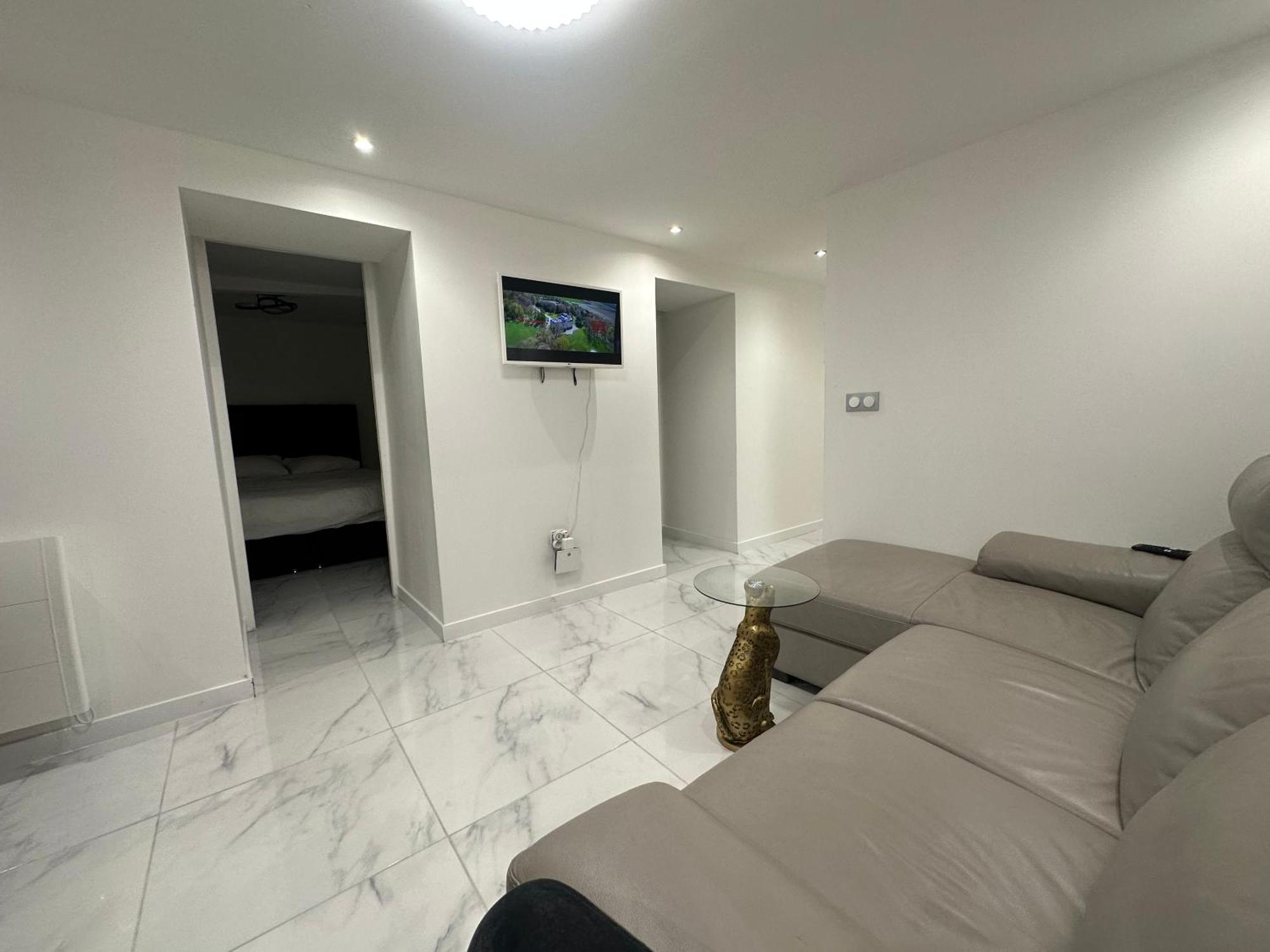 Appartement Calme Moderne Proche De Disneyland Wifi & Cafe Gratuit & Arrivee Autonome Μπισί-Σεν Ζορζ Εξωτερικό φωτογραφία